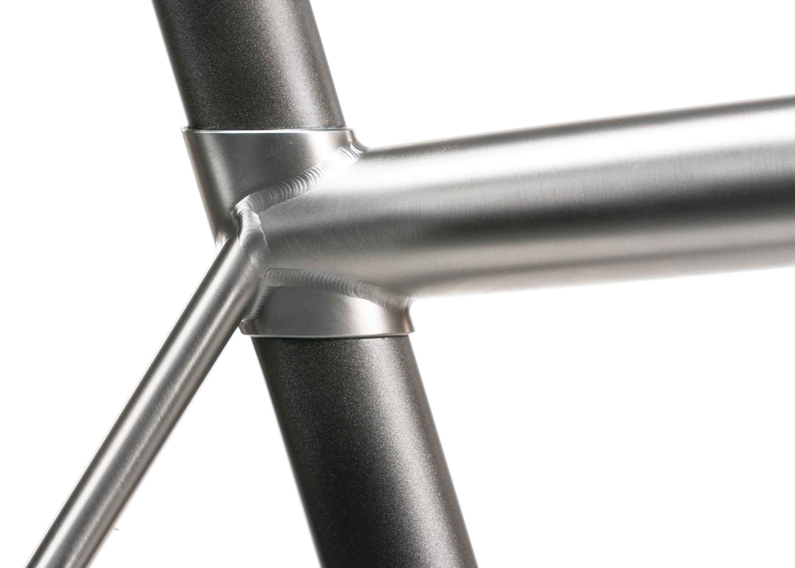 https://mosaiccycles.com/wp-content/uploads/2025/08/Mosaic-RT-Zero-Seatstay-cluster.jpg