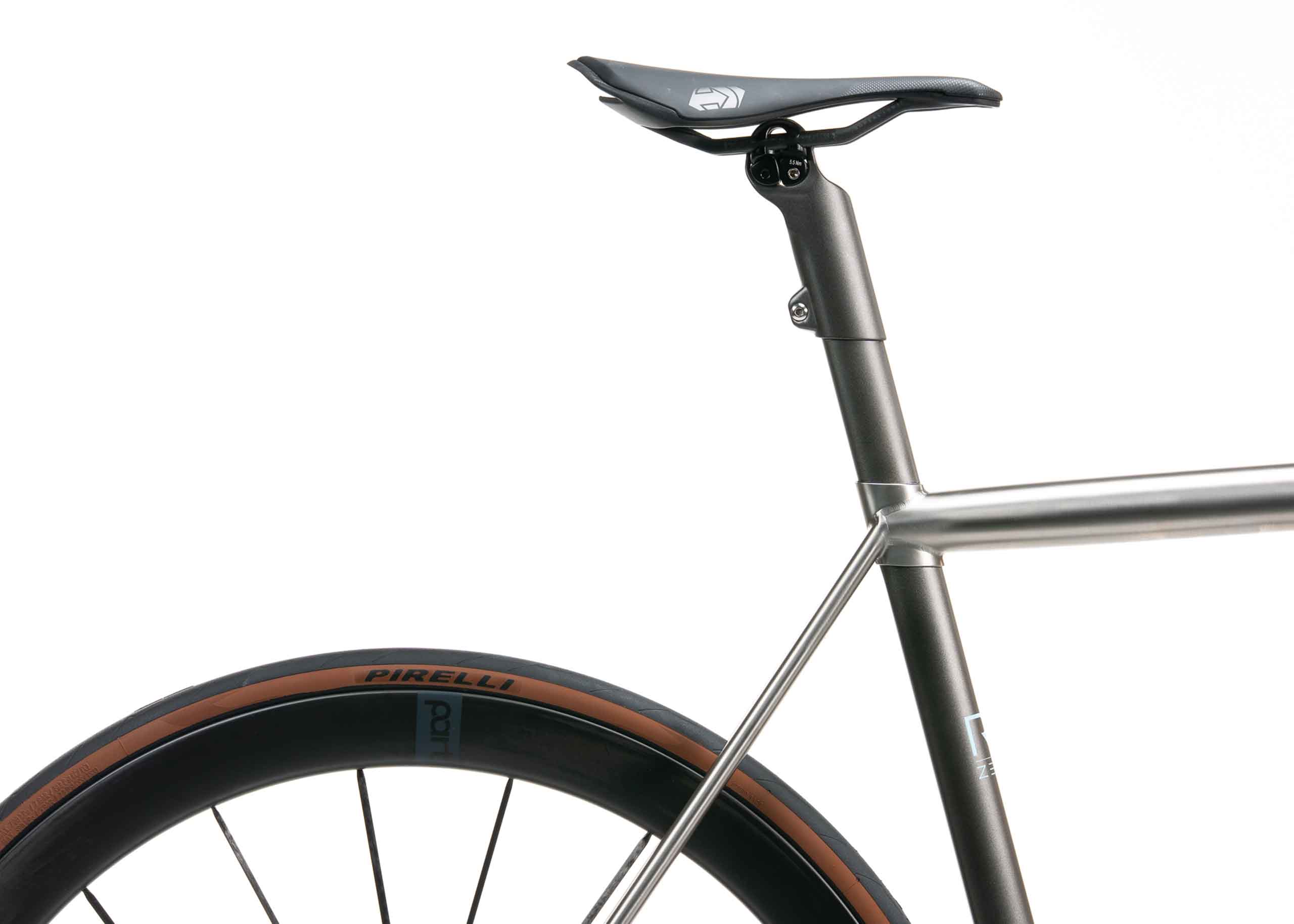https://mosaiccycles.com/wp-content/uploads/2025/08/Mosaic-RT-Zero-seatmast.jpg