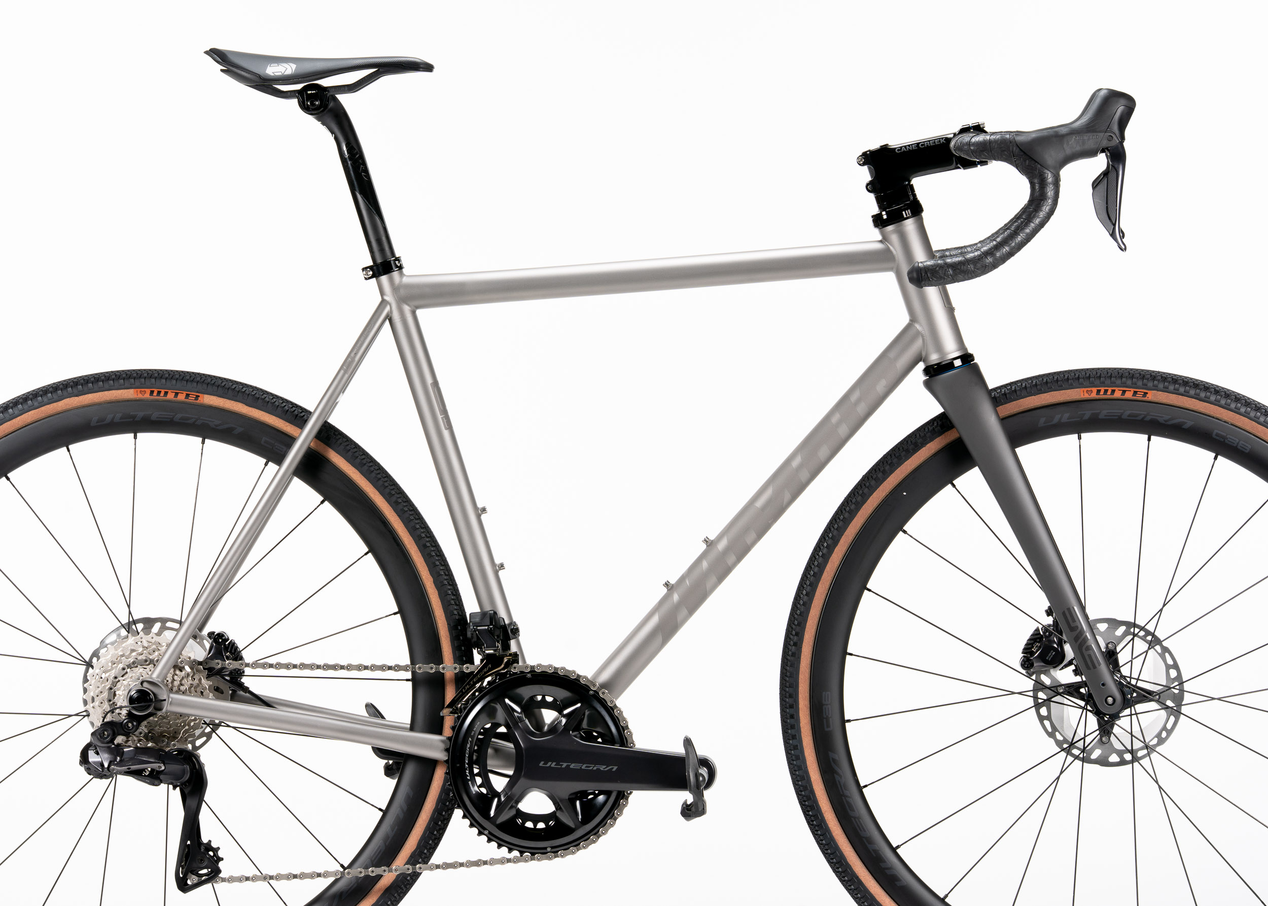 https://mosaiccycles.com/wp-content/uploads/2026/06/Mosaic-AR-2-Titanium-All-Road-Bike-Disc-12.jpg