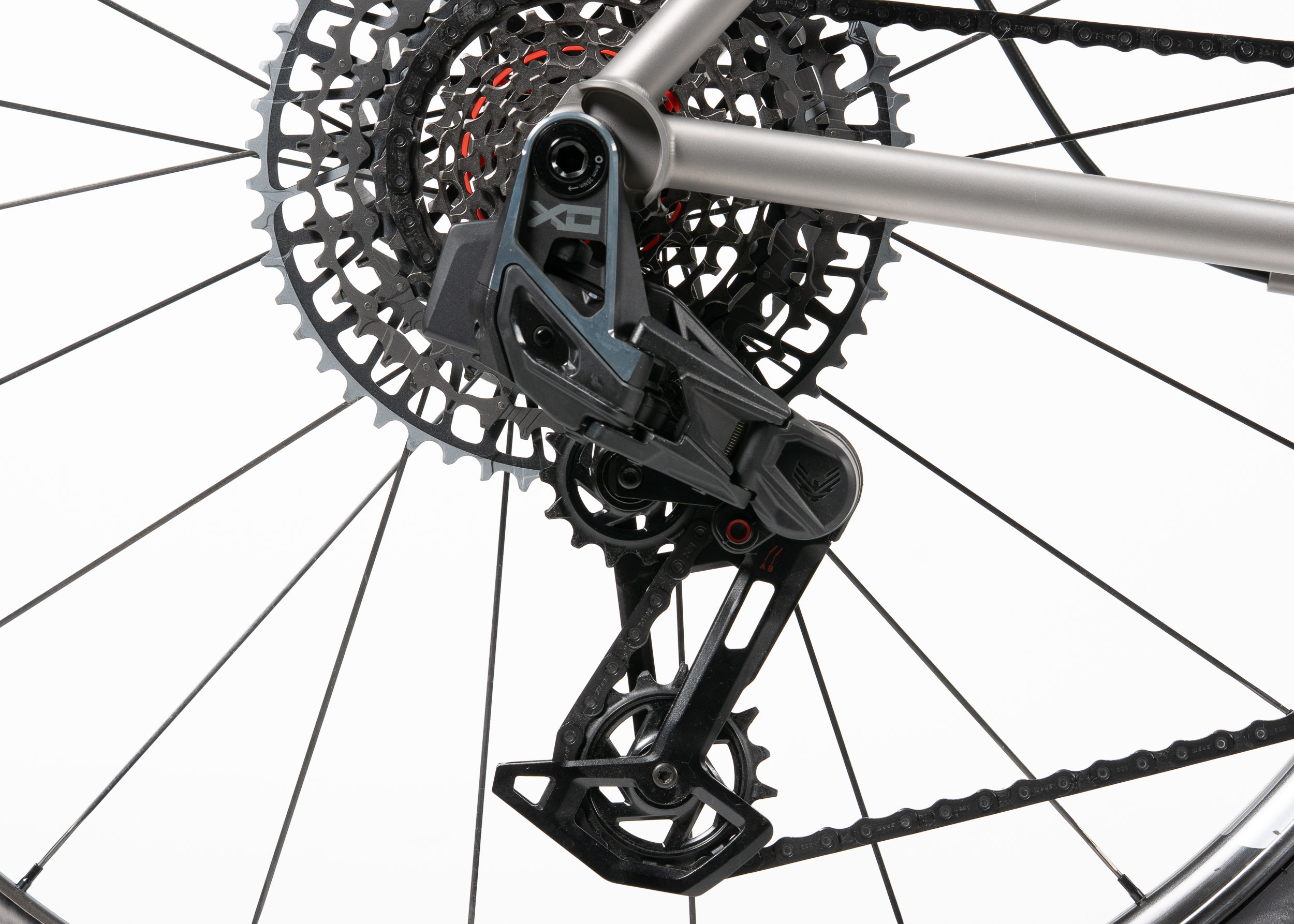 https://mosaiccycles.com/wp-content/uploads/2026/06/Mosaic-MT-2-Titanium-Hardtail-Mountain-Bike-4.jpg