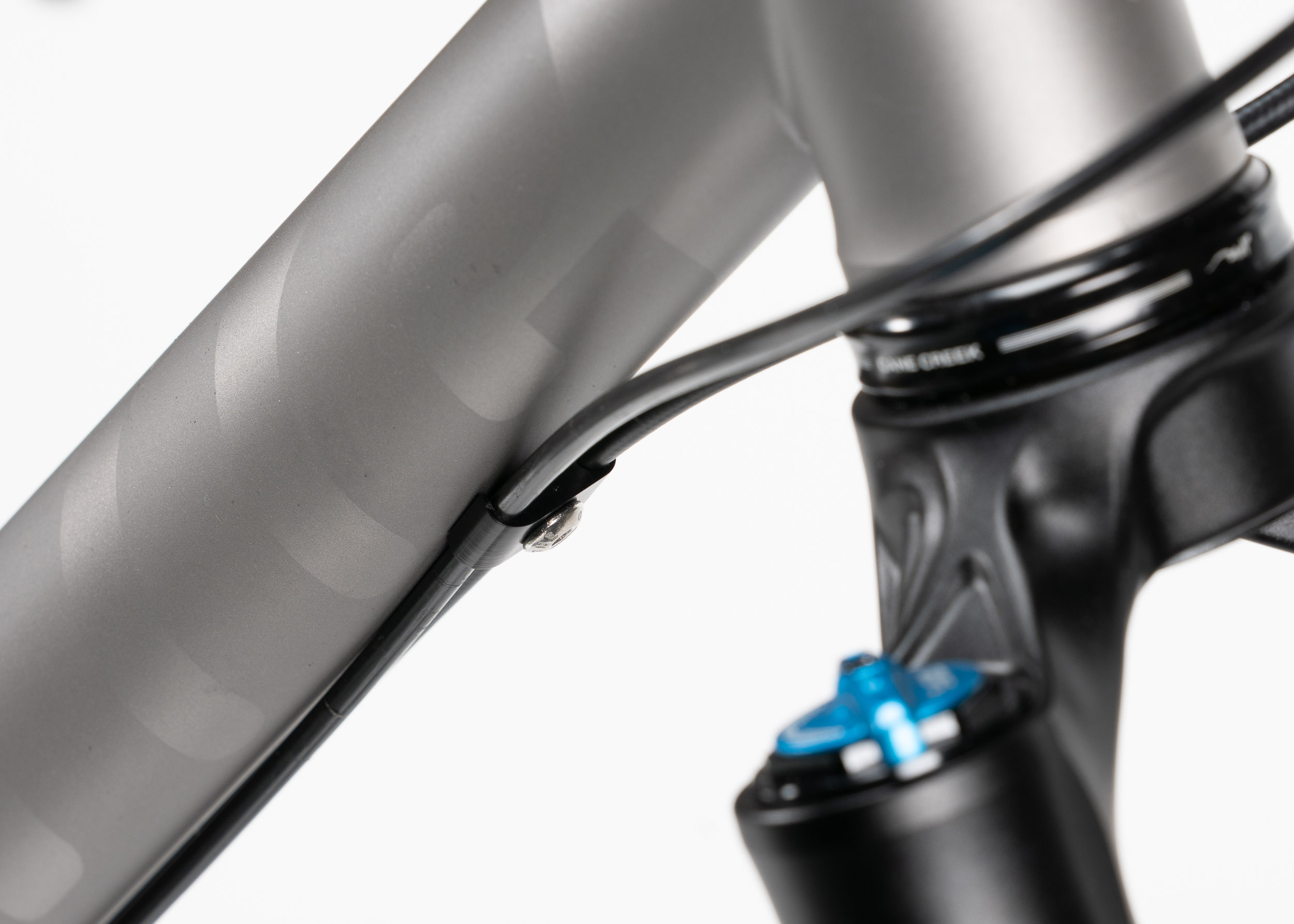 https://mosaiccycles.com/wp-content/uploads/2026/06/Mosaic-MT-2-Titanium-Hardtail-Mountain-Bike-6.jpg