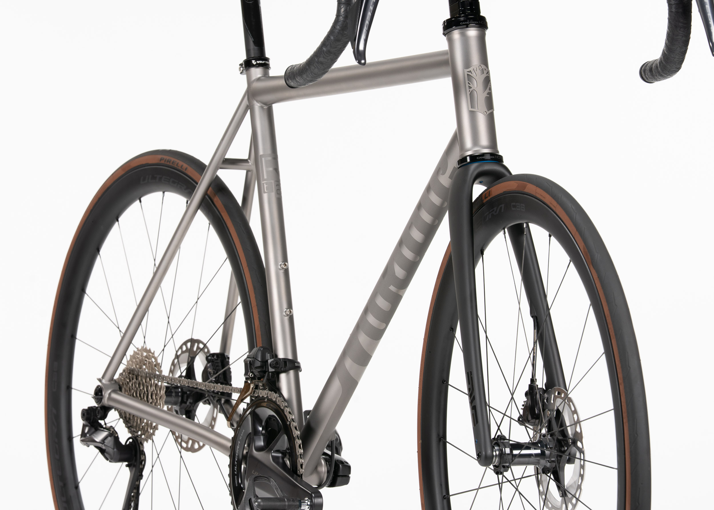 https://mosaiccycles.com/wp-content/uploads/2026/06/Mosaic-RT-2-Titanium-Road-Bike-Disc-06.jpg