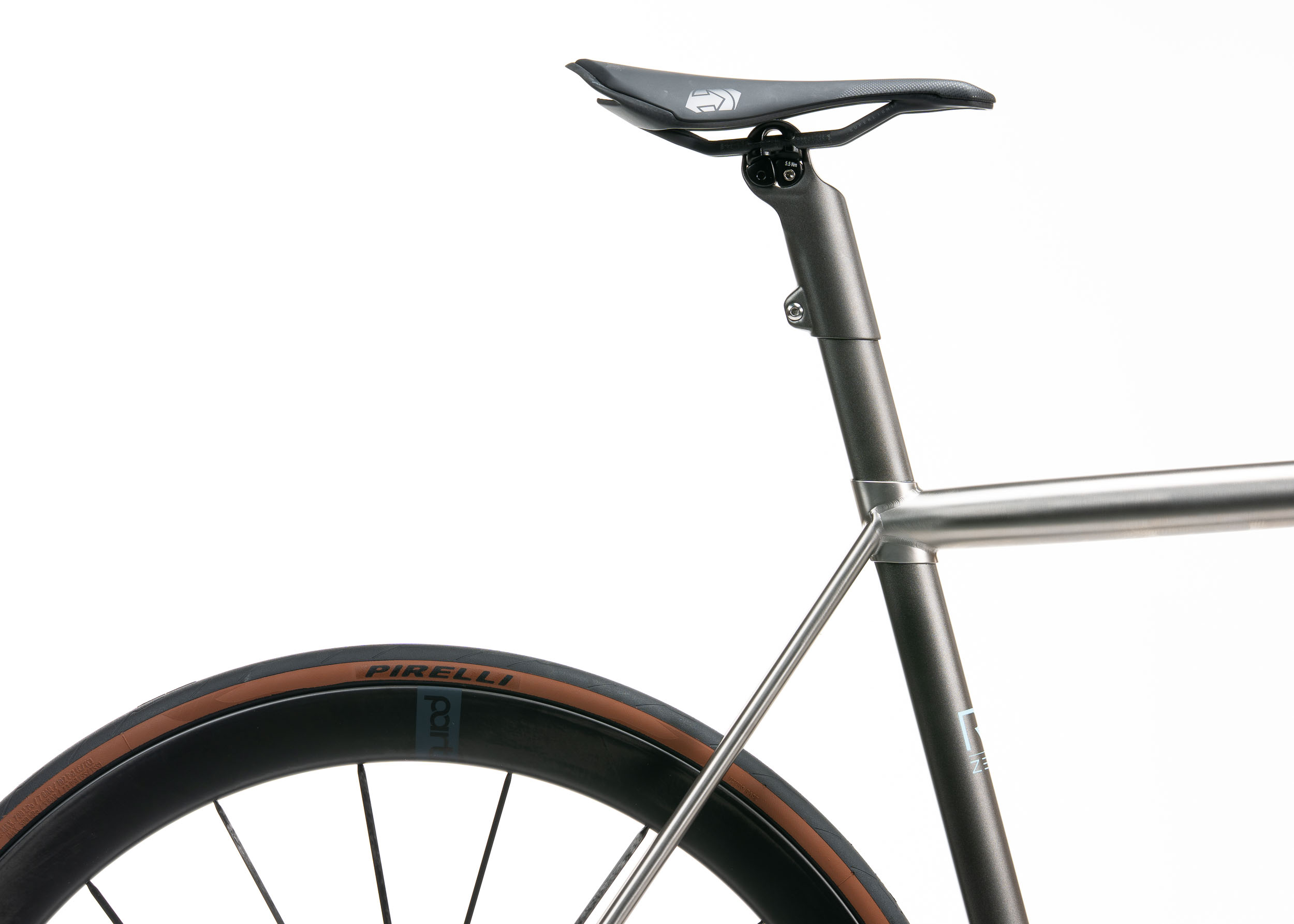 https://mosaiccycles.com/wp-content/uploads/2026/06/Mosaic-RT-Zero-Titanium-Road-Bike-Zero-Ops-69.jpg