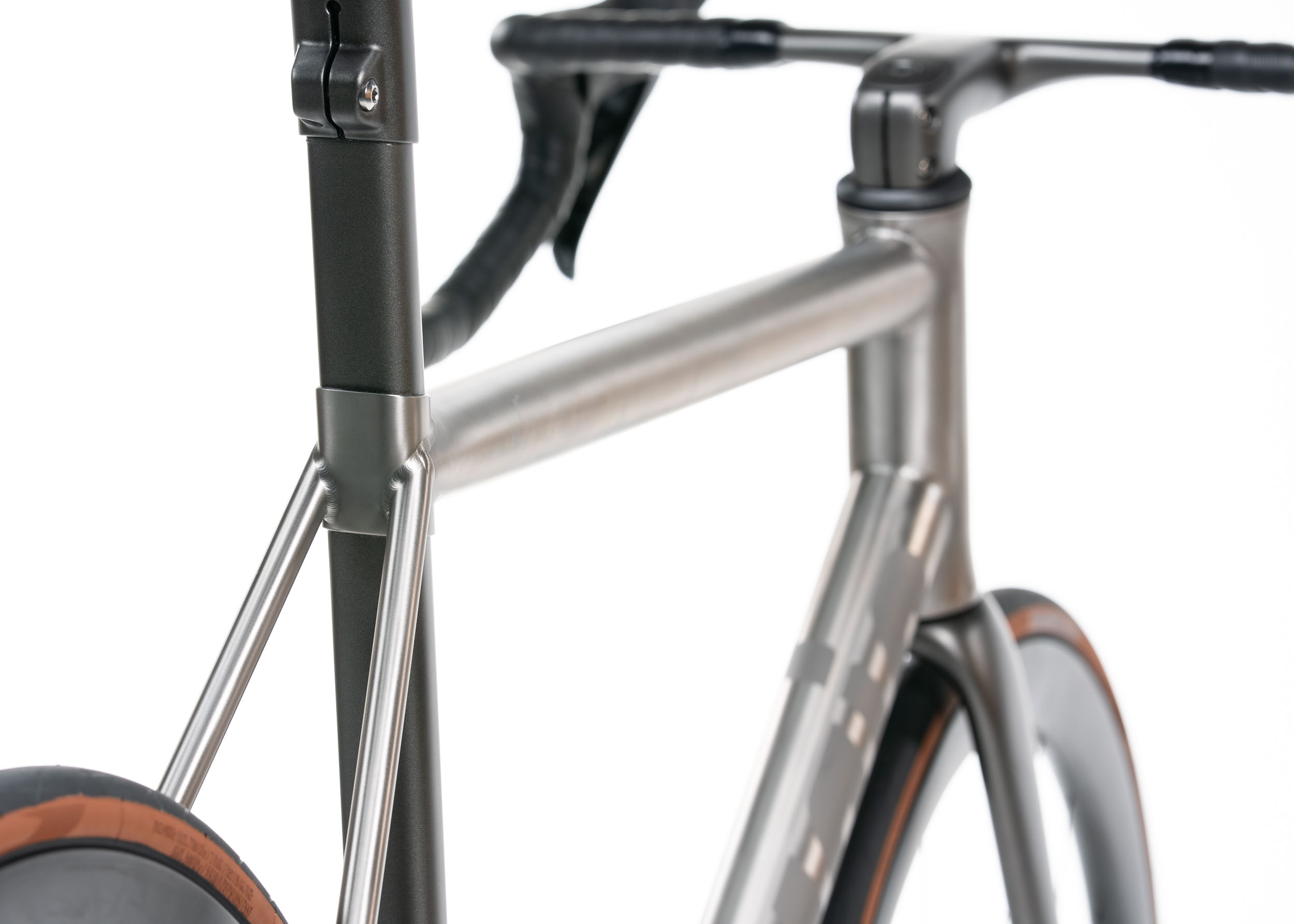 https://mosaiccycles.com/wp-content/uploads/2026/06/Mosaic-RT-Zero-Titanium-Road-Bike-Zero-Ops-87.jpg