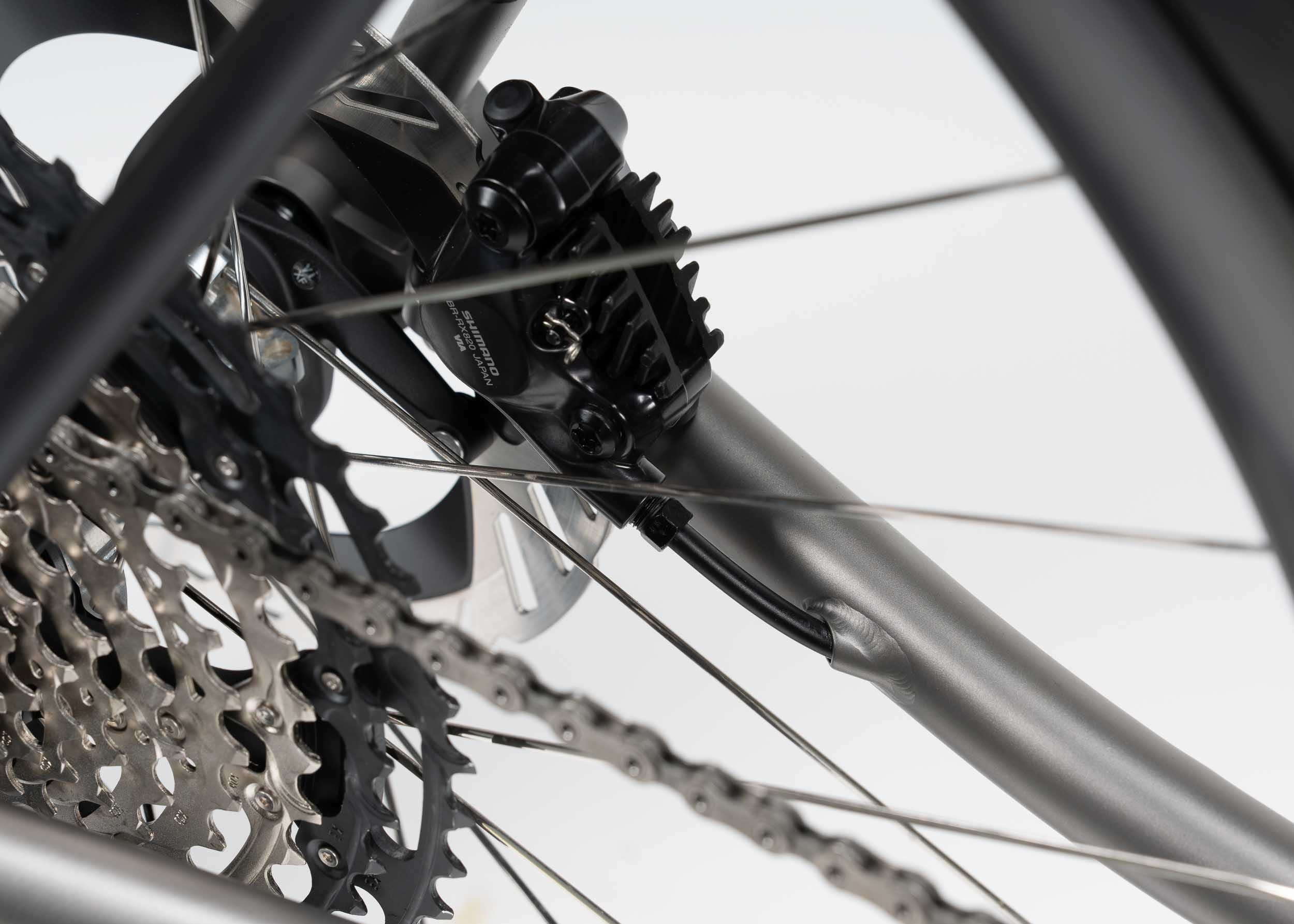 https://mosaiccycles.com/wp-content/uploads/2026/08/Mosaic-Cycles-GT-1-i55-Titanium-Gravel-bike-07.jpg