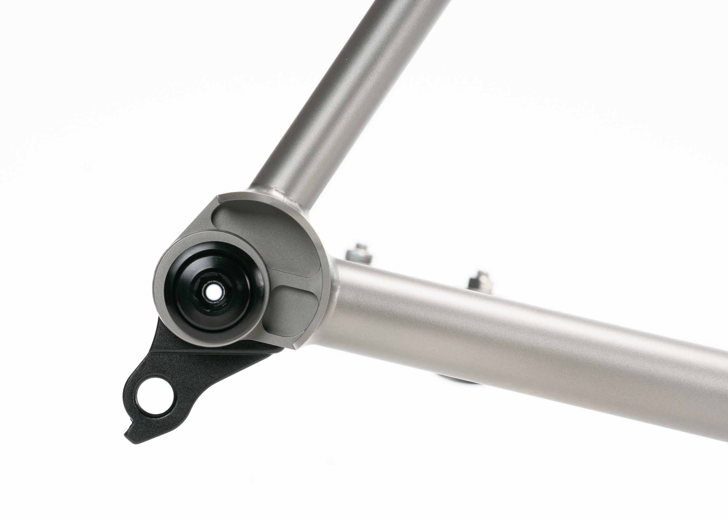 Mosaic Cycles GT-1 i55 Titanium Gravel bike-24