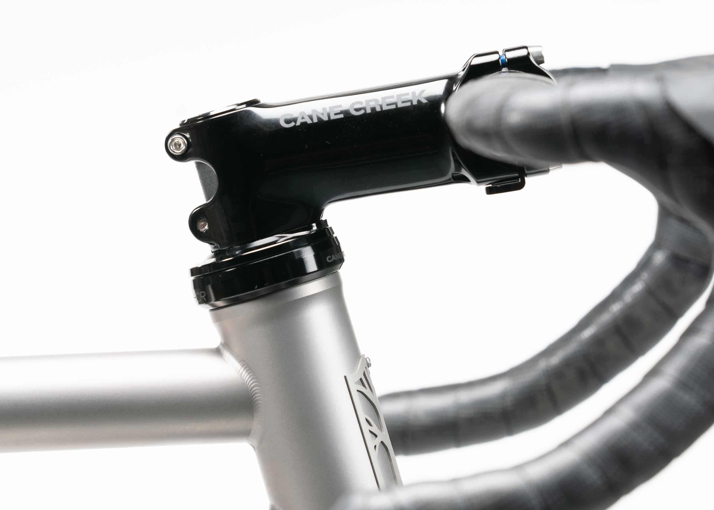 https://mosaiccycles.com/wp-content/uploads/2026/08/Mosaic-Cycles-GT-2-i55-Titanium-Gravel-Bike-22.jpg