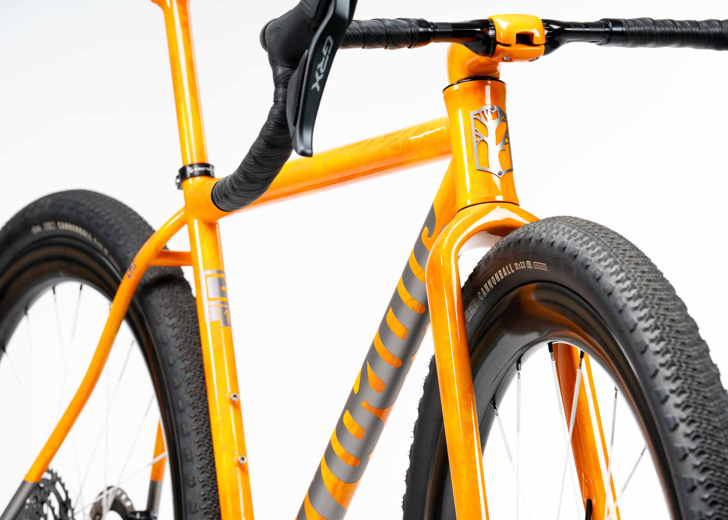 https://mosaiccycles.com/wp-content/uploads/2026/08/Mosaic-GT-1-i55-32-Titanium-Gravel-Bike-16.jpg